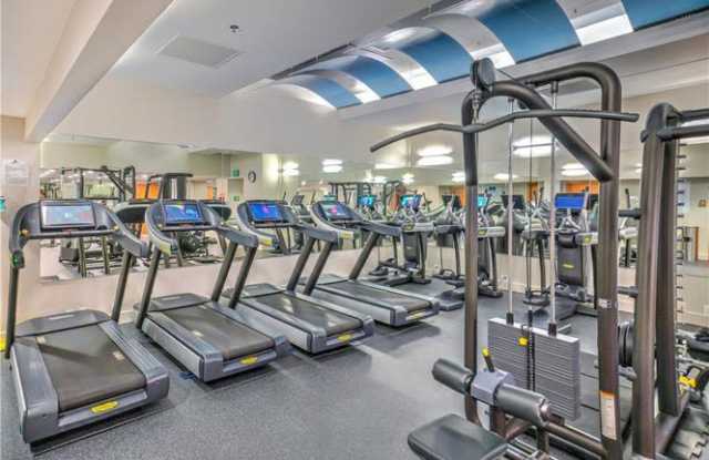 10610 NE 9th Pl Unit G404 photos photos