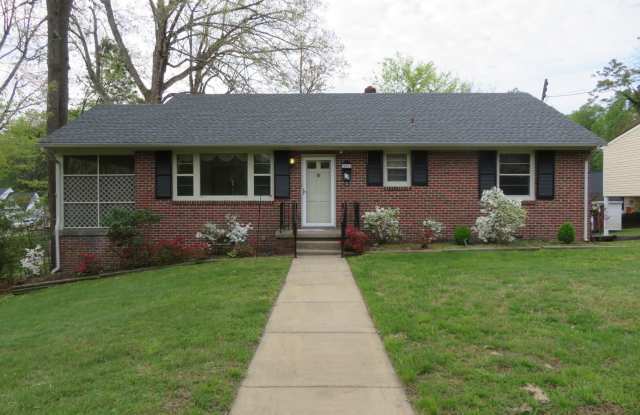 Colonial Heights photos photos