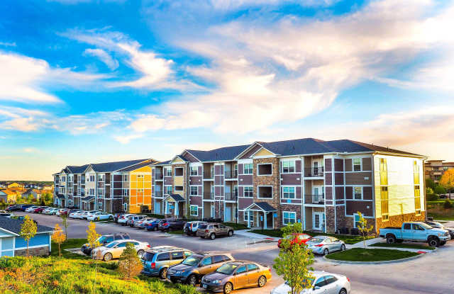 Lift at Jordan Creek - Affordable Housing photos photos