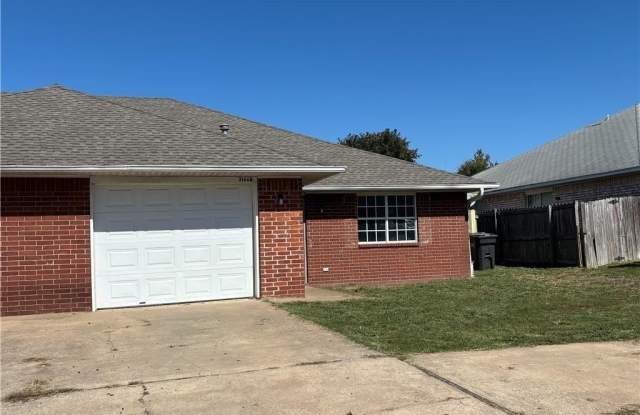 3166 Singletree  AVE Unit #B - 3166 Singletree Avenue, Springdale, AR 72764