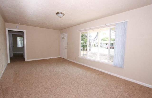 685 Sonoma Ave photos photos