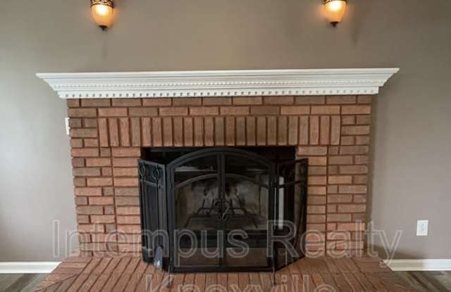 7728 Chapel Bend Dr Gallery 4