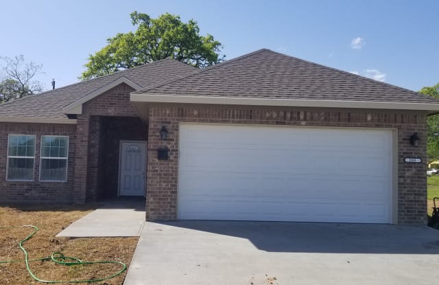 208 Trout St photos photos