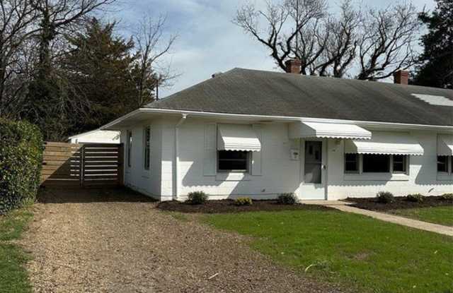 2416 Seaview Ave Gallery 2