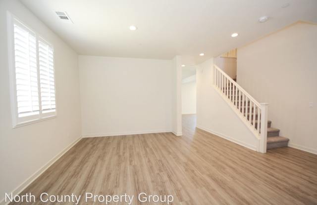 4252 Calle del Vista Gallery 3