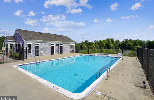 8359 SCOTLAND LOOP - 8359 Scotland Loop, Sudley, VA 20109