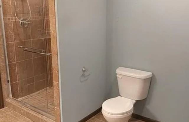 1104 Casey Court - B Gallery 4