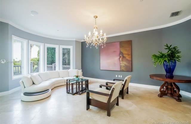 13663 Deering Bay Dr Gallery 3