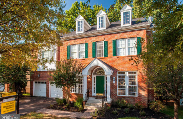 601 AUTUMN WIND WAY - 601 Autumn Wind Way, Rockville, MD 20850