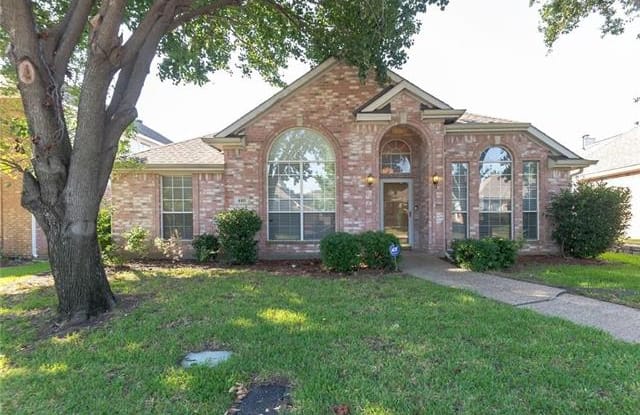 480 Crestview Point Drive - 480 Crestview Point Drive, Lewisville, TX 75067
