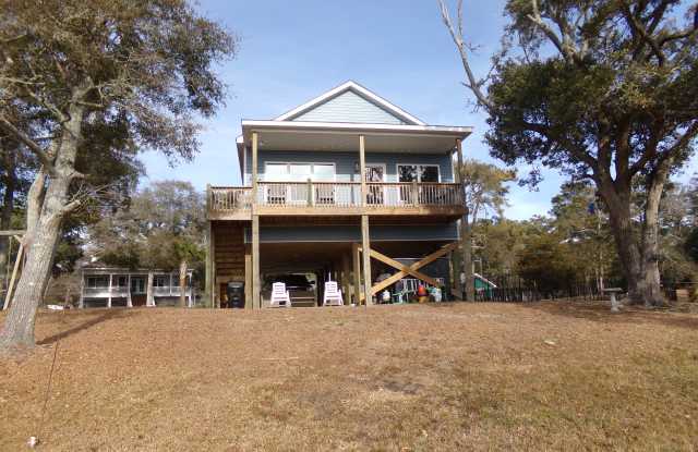 1919 Waterway Street Southwest Gallery 1