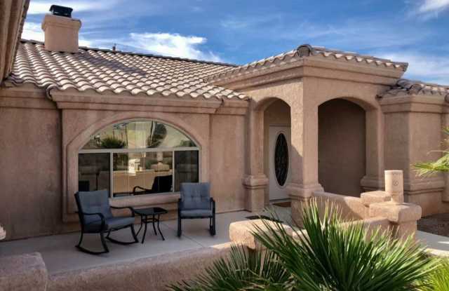 Winter Furnished- Pool Home Gallery 4