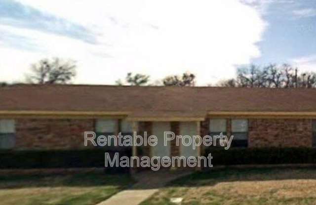 927 Meadowlark Circle photos photos