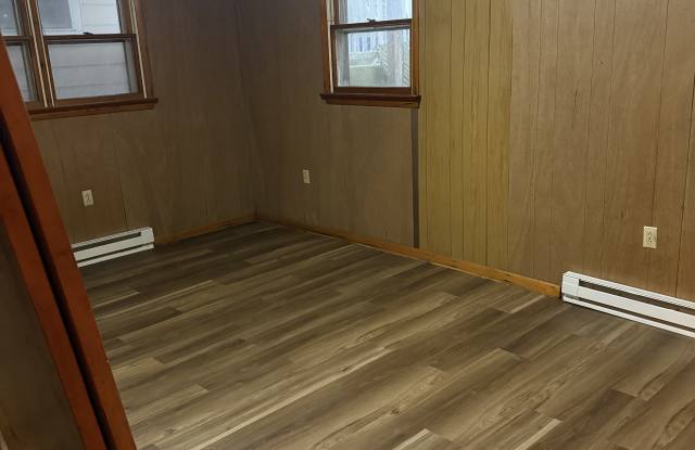 319 E Dewart St - 319 East Dewart Street, Shamokin, PA 17872