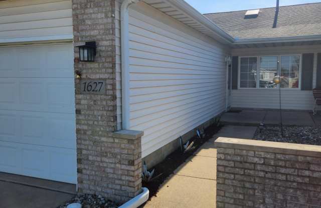 1627 Chestnut Drive - 1627 Chestnut Drive, Crown Point, IN 46307