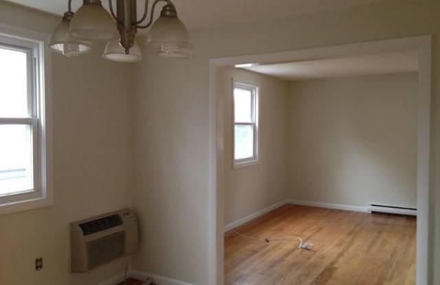 9 Cove Ave Gallery 2