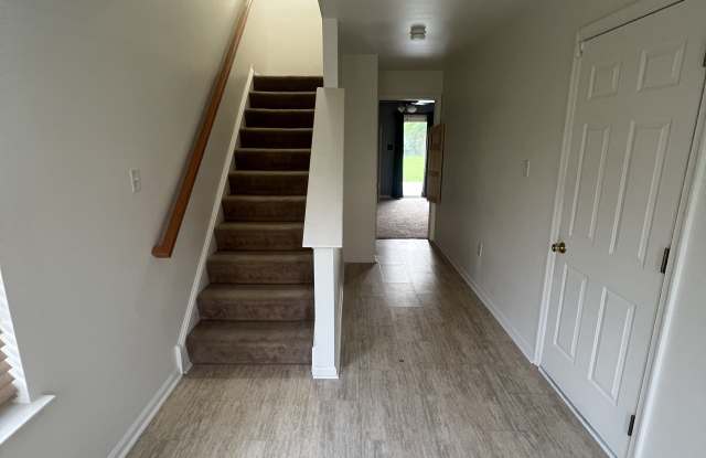 8 Dolmen Ln Gallery 4