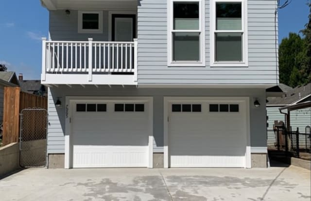 7965 North Fenwick Avenue - 7965 North Fenwick Avenue, Portland, OR 97217