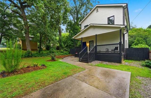 1806 Charleston Avenue SE Gallery 4