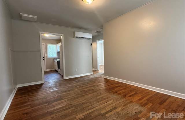 102 E Bradley Street Gallery 3
