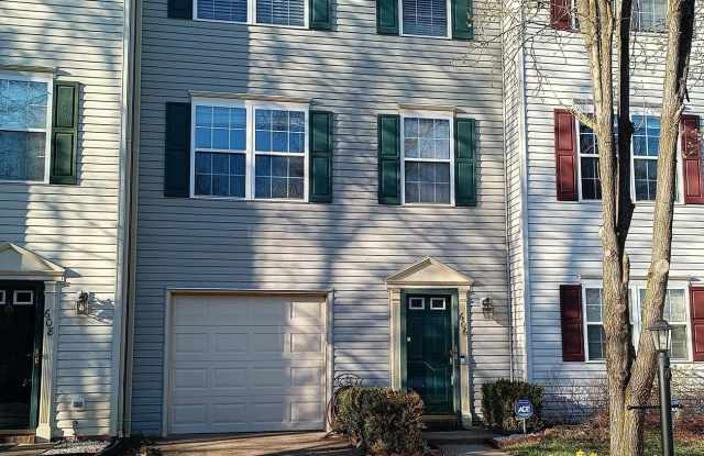 606 KENSINGTON DRIVE - 606 Kensington Drive, Stafford County, VA 22405