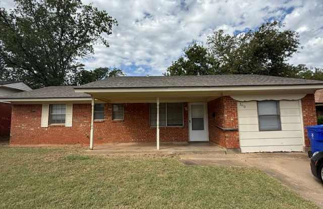 3 bed, 11/2 bath home in North Norman photos photos