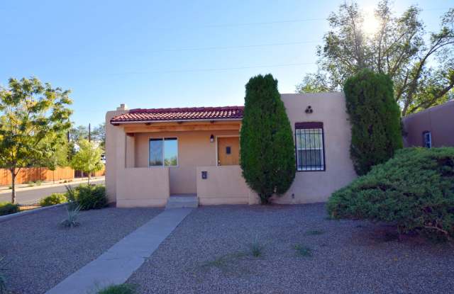 2 Bedroom Casita NOB HILL/UNM CNM AREA WITH GARAGE, FENCED YARD photos photos