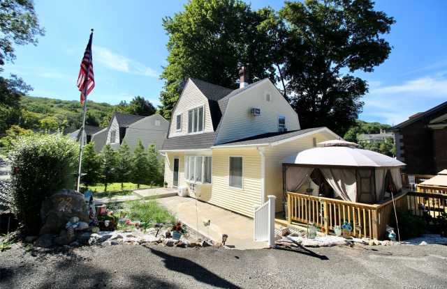 22 Hillside Avenue - 22 Hillside Avenue, Orange County, NY 10987