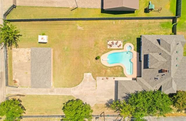 2322 Sunnyvale Road - 2322 Sunnyvale Road, Grand Prairie, TX 75050