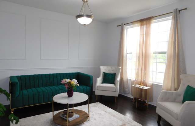 4446 Christina Drive Gallery 3