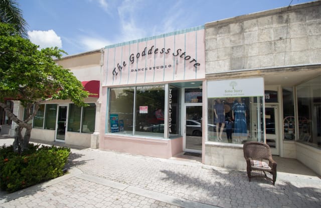 2017 Harrison St. - 2017 Harrison St, Hollywood, FL 33020