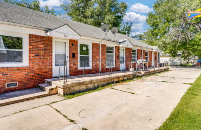 727 Greenwood photos photos