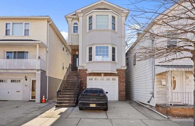 23 REYNOLDS AVE photos photos