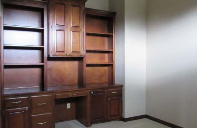 1203 NW Cheswick Pl Gallery 3