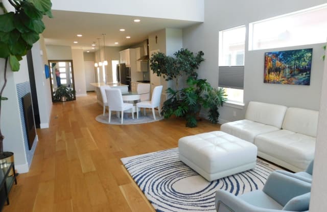 5842 Alton St - 5842 Alton St, Denver, CO 80238