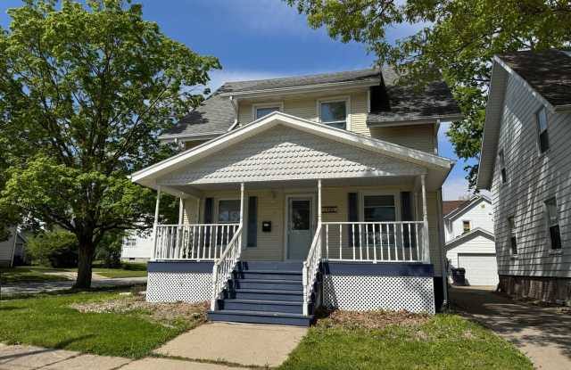 Stunning 3-Bedroom Home with Everything You’ve Been Looking For! photos photos