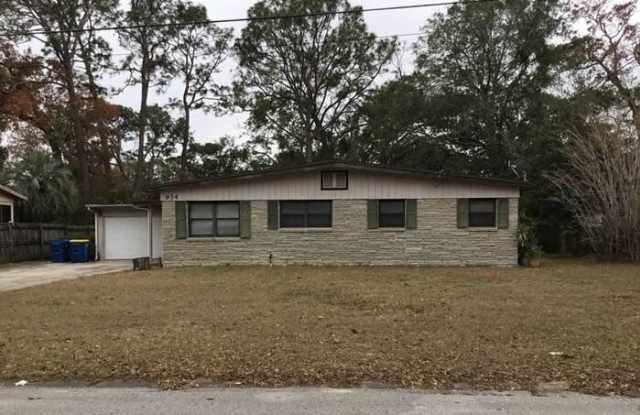 934 Overlook Drive Gallery 2