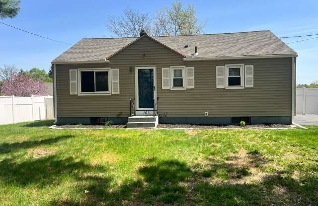 Single Family Ranch for Rent In Sixteen Acres! photos photos