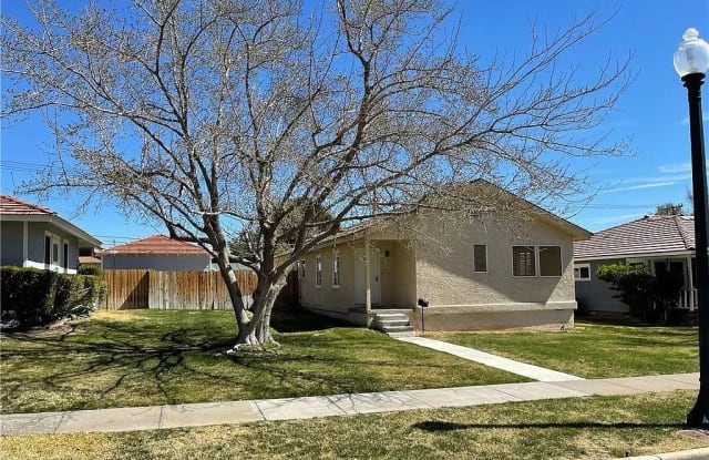 515 Cherry St - 515 Cherry Street, Boulder City, NV 89005
