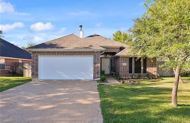 8412 Lauren Drive - 8412 Lauren Drive, College Station, TX 77845