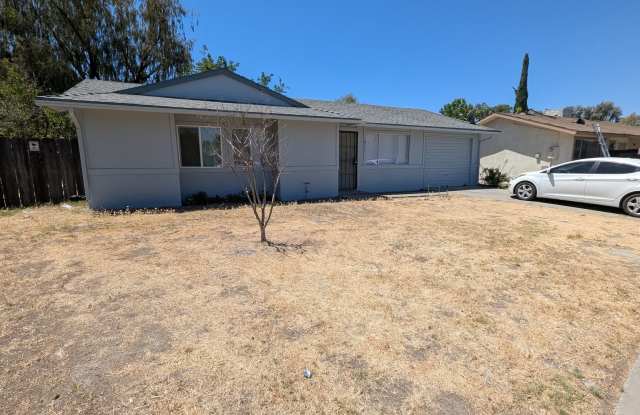 Updated 3 Bedroom 2 Bath Home photos photos