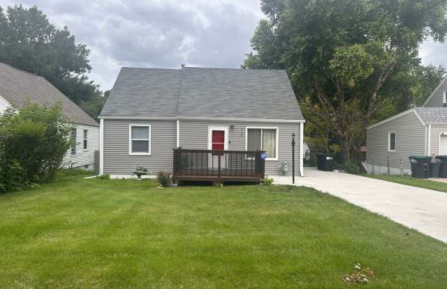 Home For Rent In Omaha Gallery 3