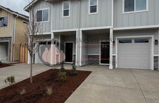 1329/1331 #2023-LL765 photos photos