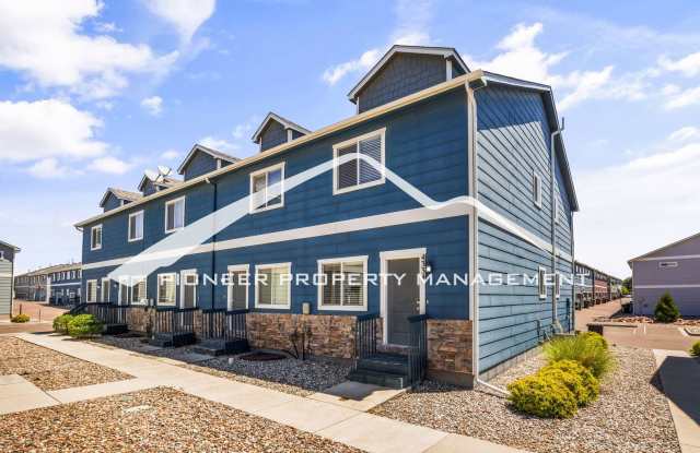 Bright 3 Bedroom, 3.5 Bathroom End Unit Townhouse with Finished Basement, AC and Washer/Dryer photos photos Bright 3 Bedroom, 3.5 Bathroom End Unit Townhouse with Finished Basement, AC and Washer/Dryer photos photos