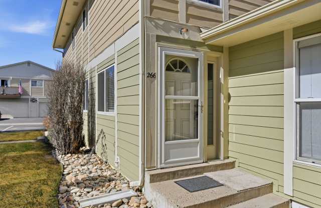 2 Bed / 2 Bath Townhome in Denver photos photos
