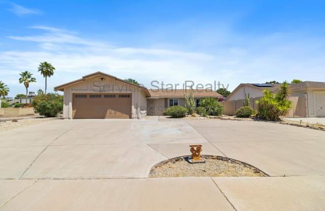 6802 E Paradise Ln photos photos