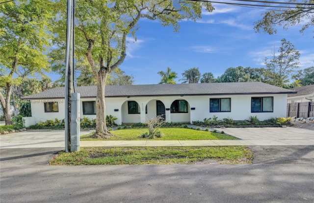 2300 SW 18th Ter - 2300 Southwest 18th Terrace, Fort Lauderdale, FL 33315