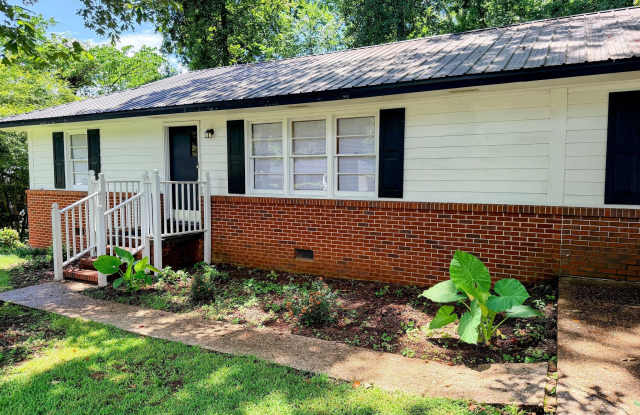105 Dogwood Drive Gallery 3