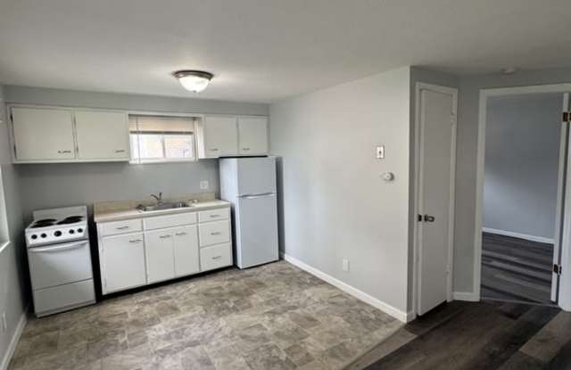 491 Broadway Avenue - 493 photos photos