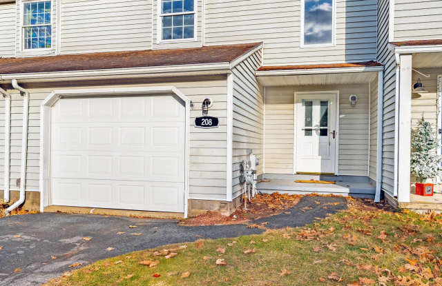 208 Whitetail Court - 208 Whitetail Court, Saratoga County, NY 12020